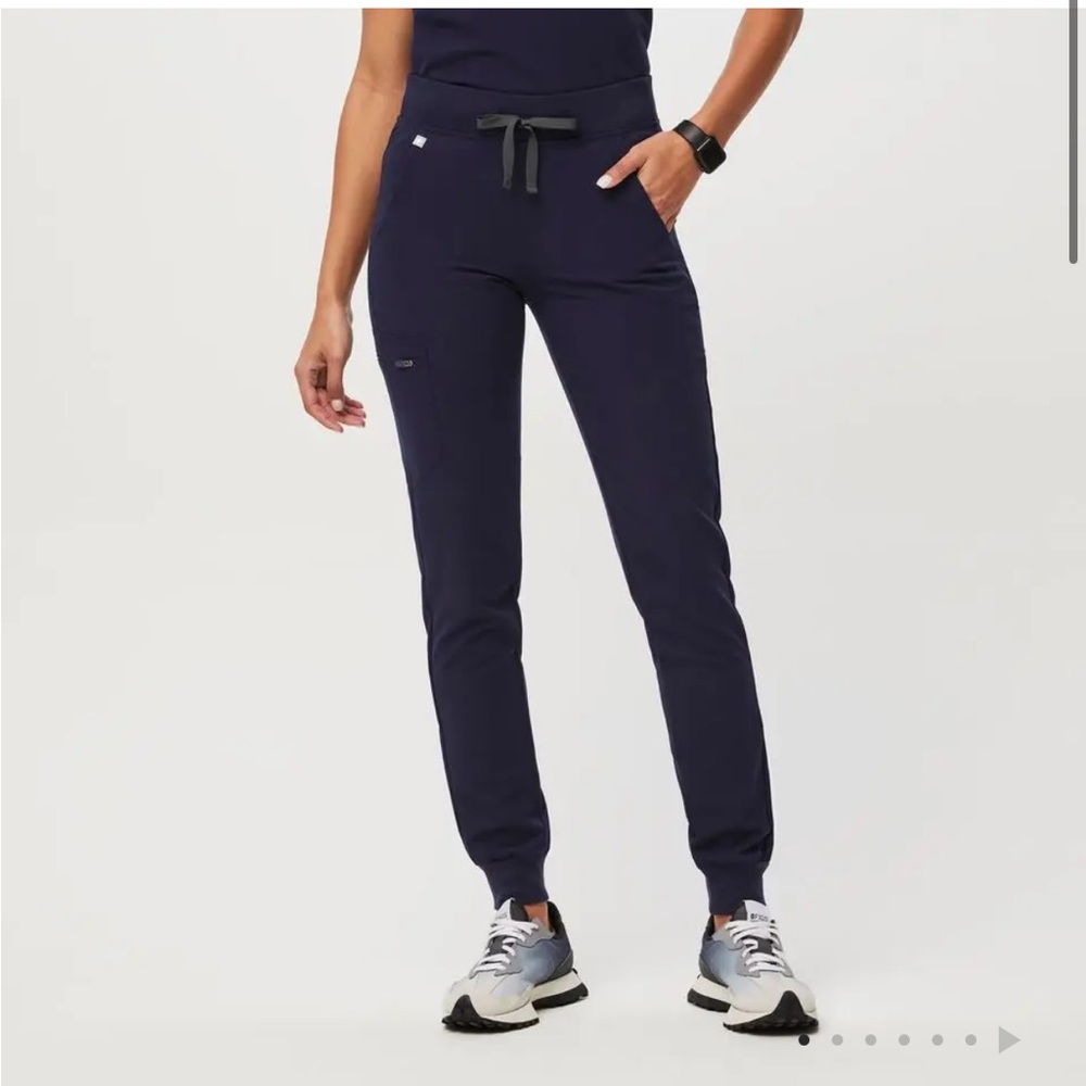 FIGS Navy Zamora Petite Jogger Scrub Pants